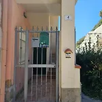 Pensión Frontemare 3*