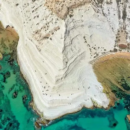 Frontemare Locazione Turistica בית הארחה פורטו אמפדוקלה