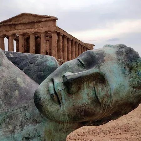 Frontemare Locazione Turistica 4*