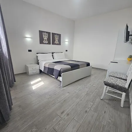 Frontemare Locazione Turistica בית הארחה פורטו אמפדוקלה