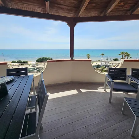 Frontemare Locazione Turistica 4* פורטו אמפדוקלה